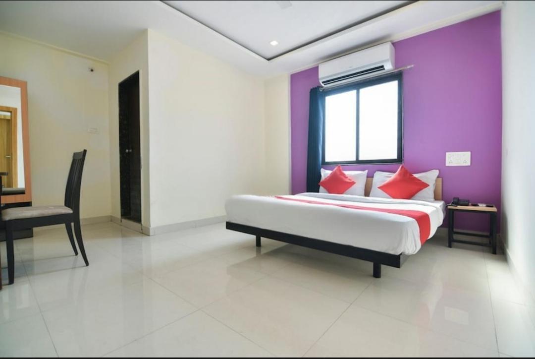 Hotel 7 Treat Hotel